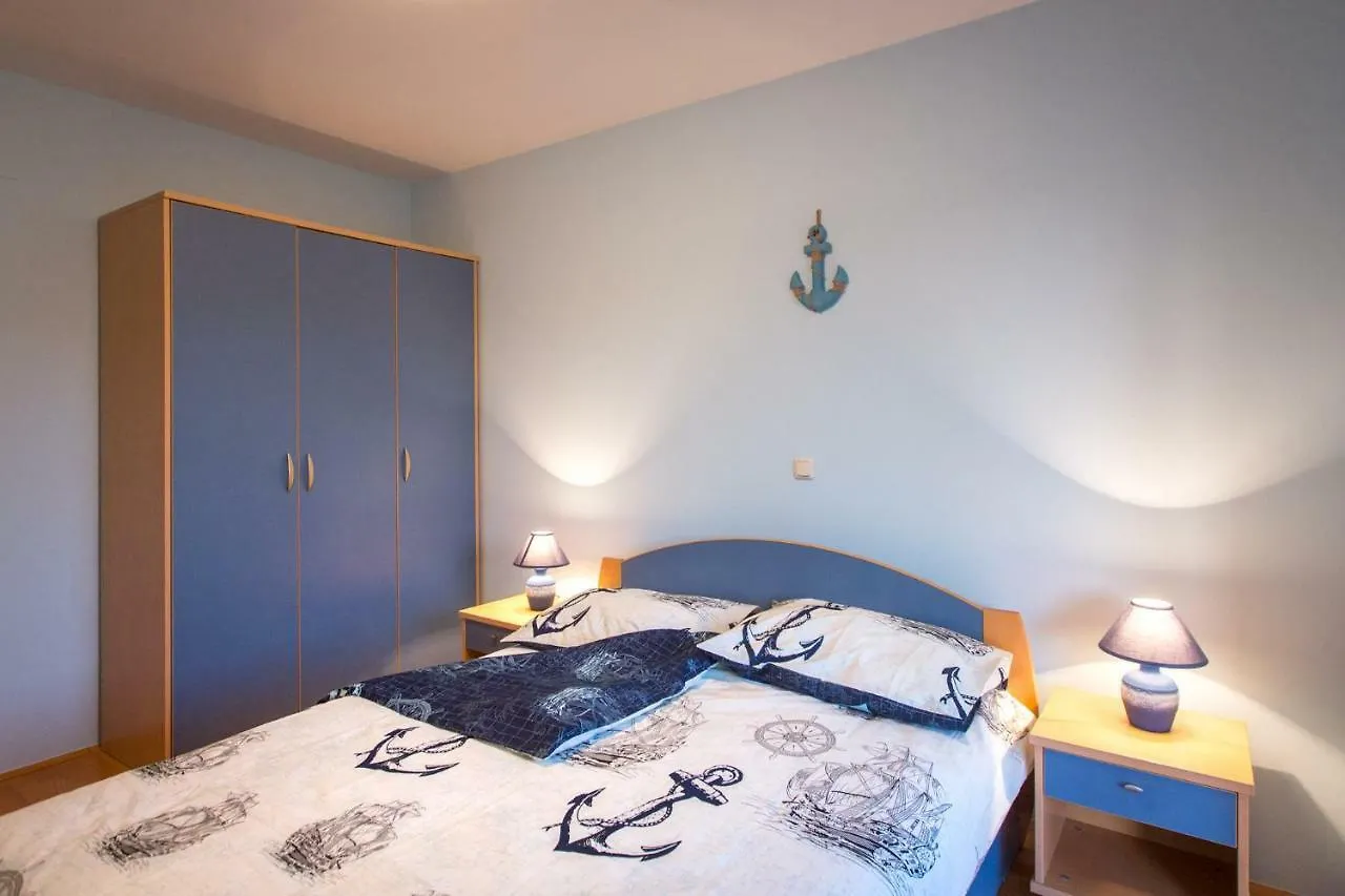 Apartments Peric Kampor 0*,  Croatia