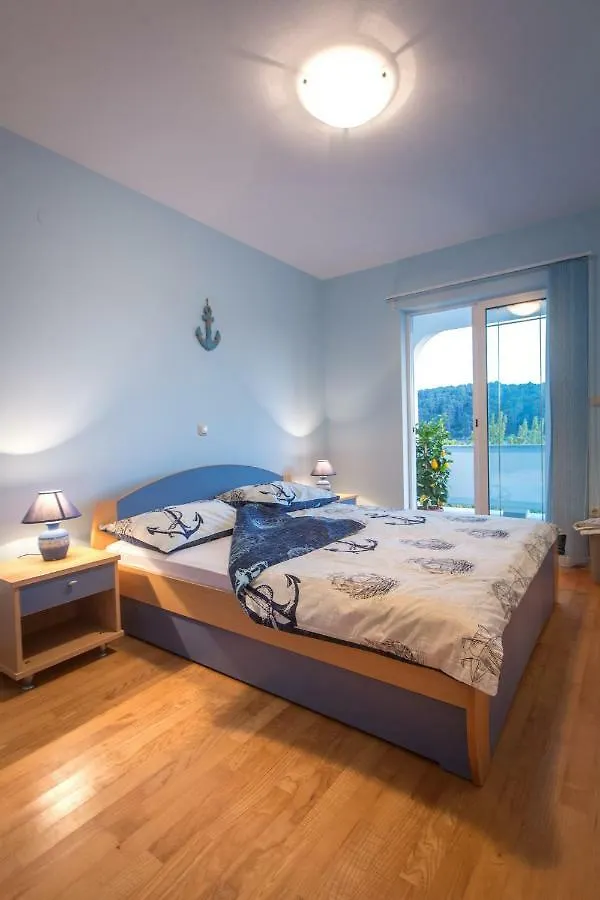 Apartments Peric Kampor Croatia